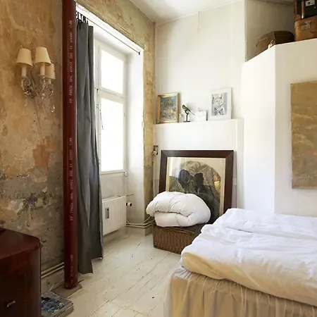 Apartment Store Kongensgade 108,1,th *