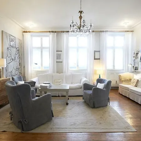 Apartment Store Kongensgade 108,1,th *