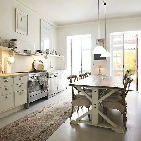 Store Kongensgade 108,1,th Apartment *